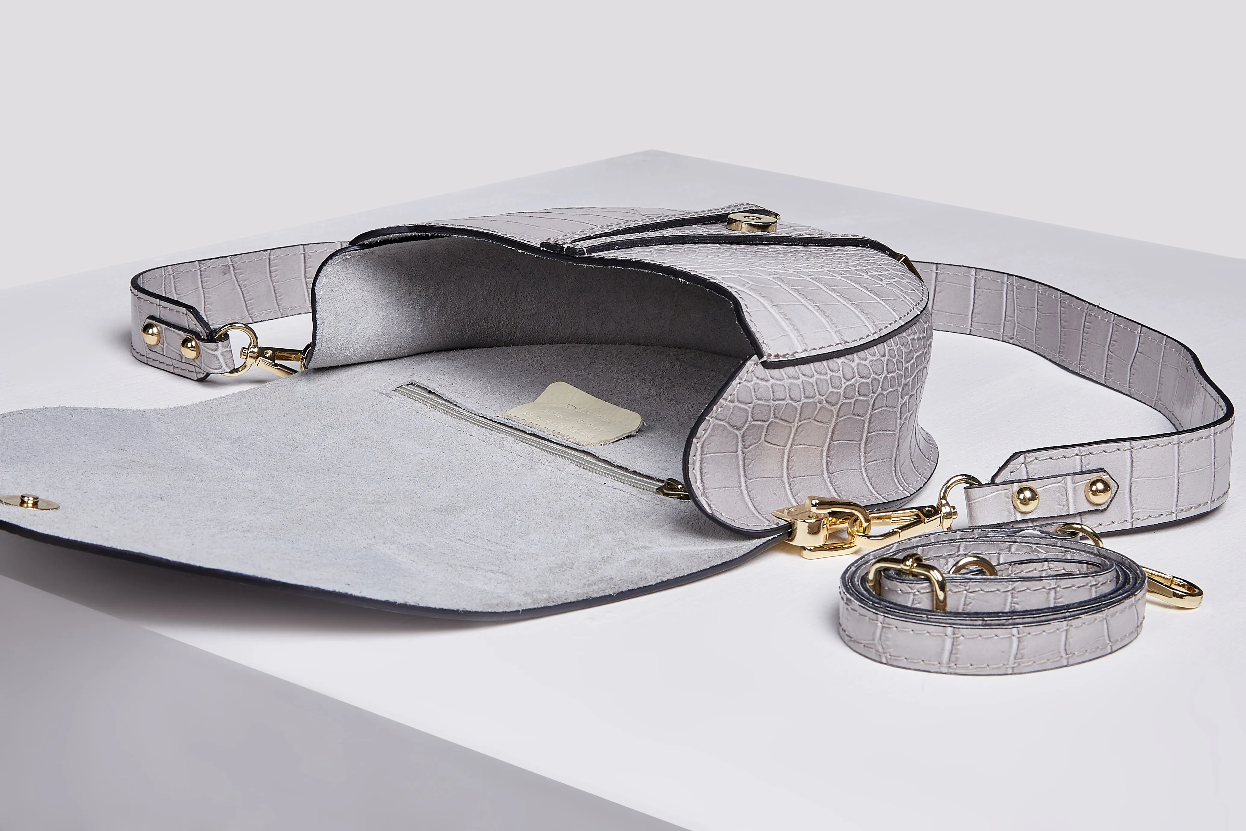 Croco leather messenger bag in grey