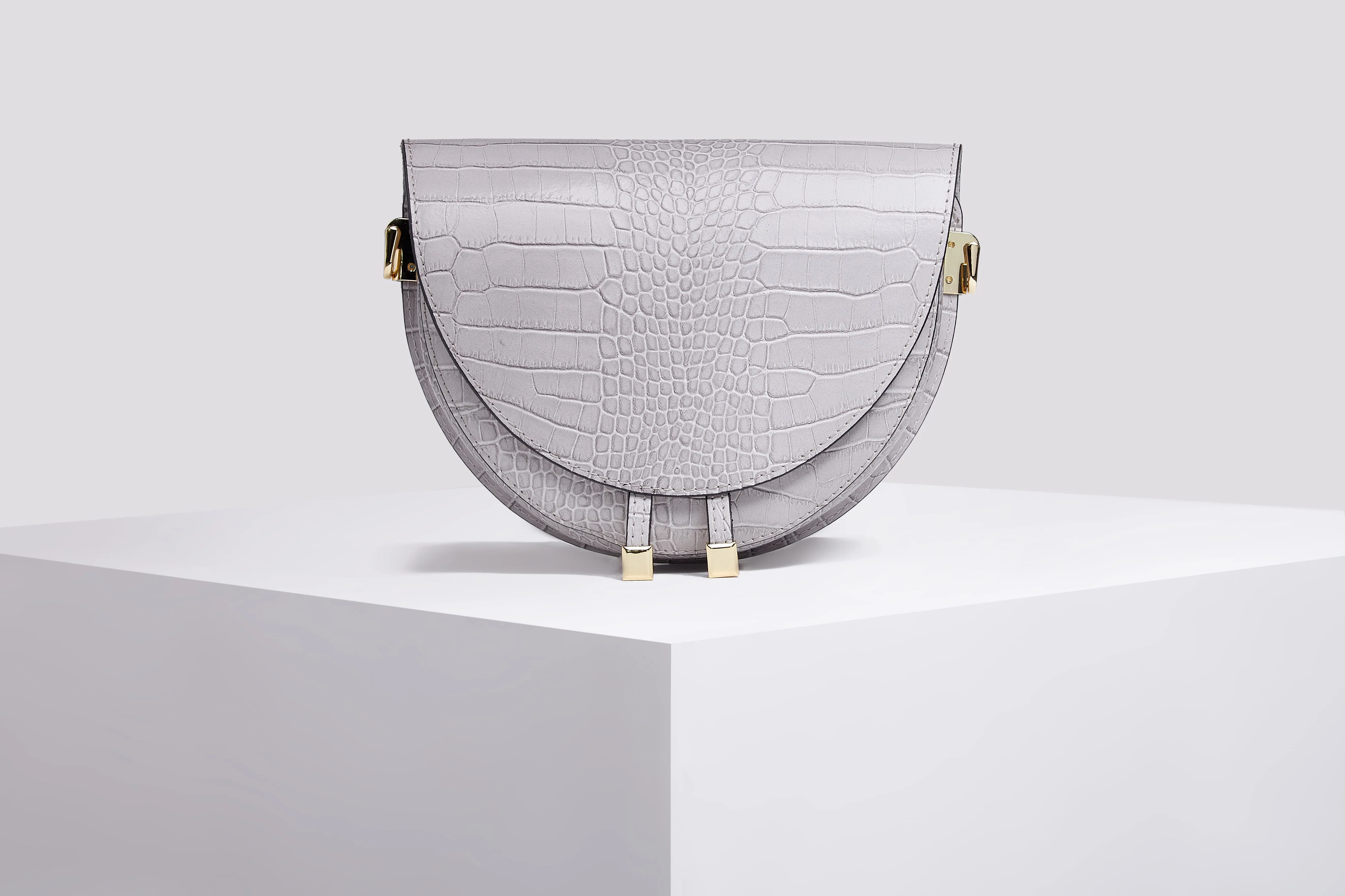 Croco leather messenger bag in grey