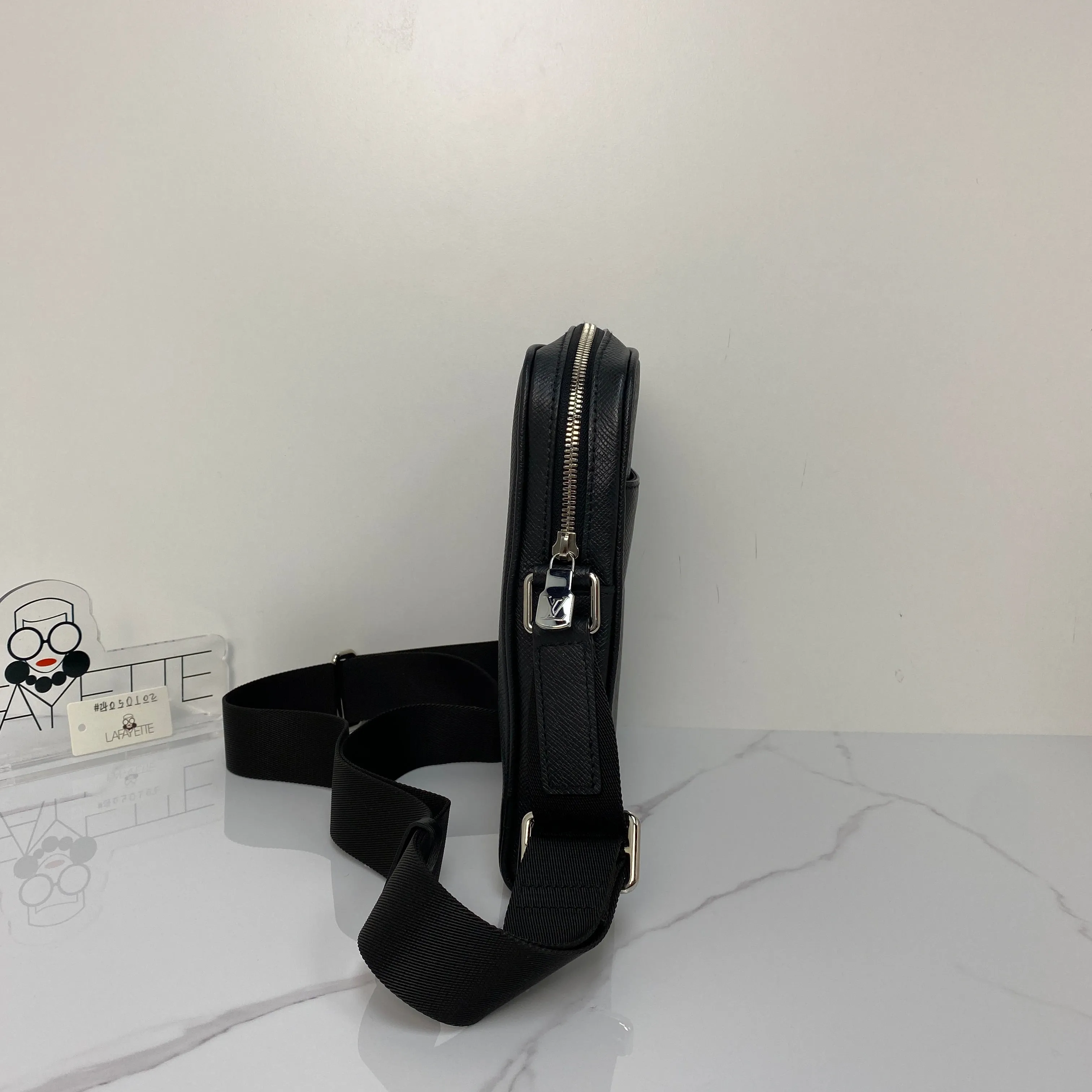 Louis Vuitton Taiga Alex Messenger BB